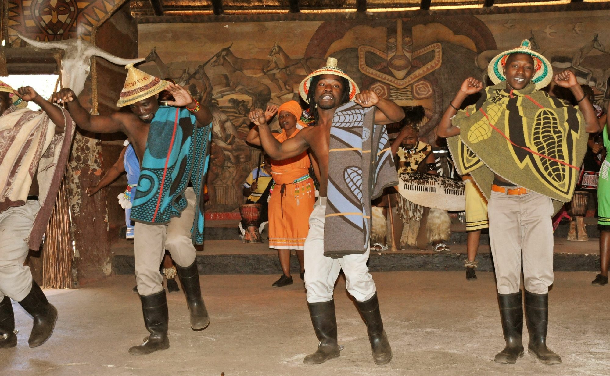 Aha Lesedi African Lodge & Cultural Village Broederstroom Exteriör bild